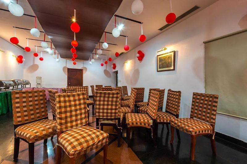 Hotel Riverside Resort And Spa Kumbakonam Kültér fotó